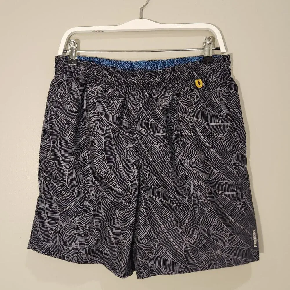 Eddie Bauer Men's FreeDry Swimming Trunk Shorts Lined with Pockets - Size M